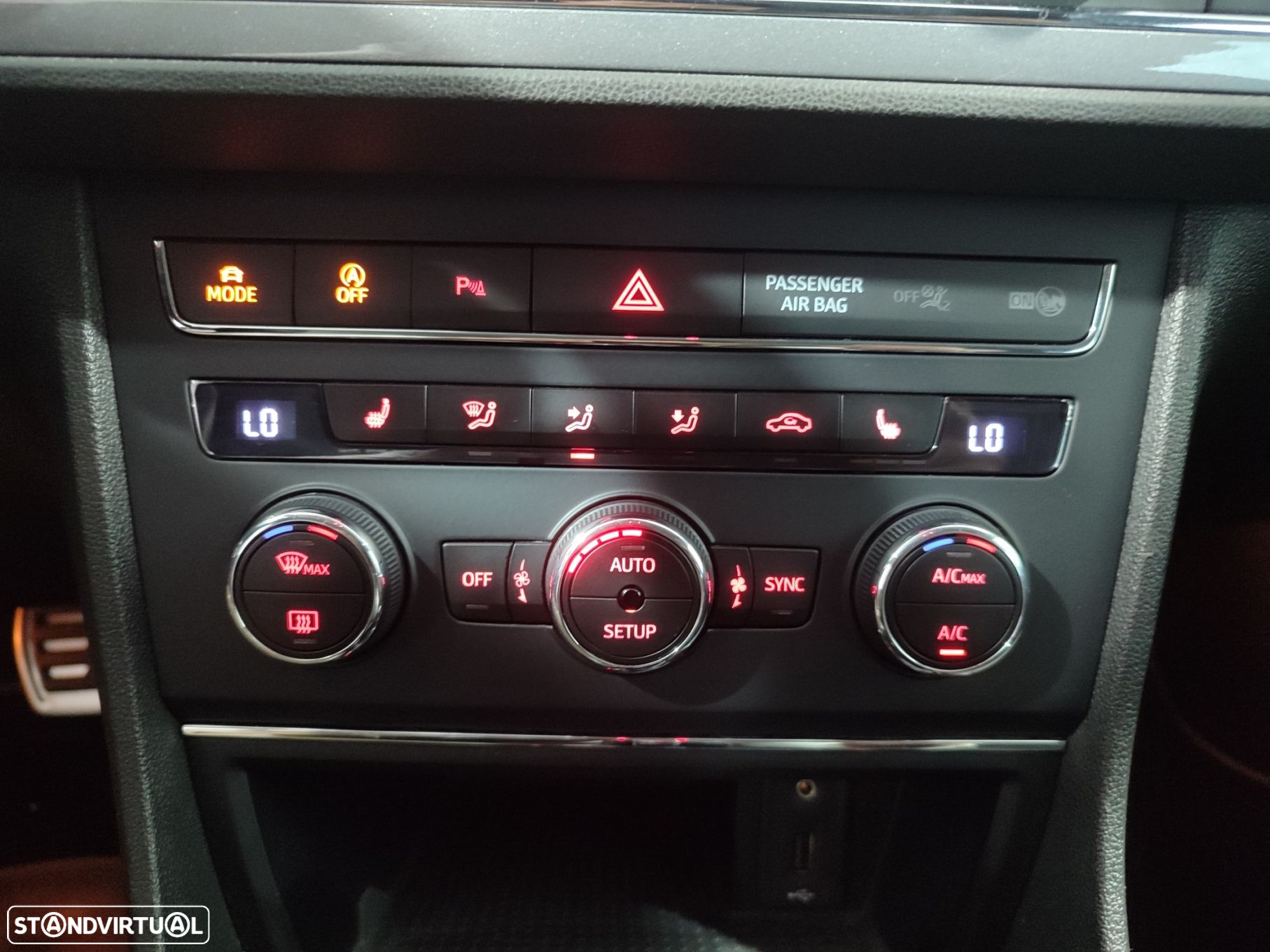SEAT Leon ST 2.0 TDI FR DSG S/S - 32