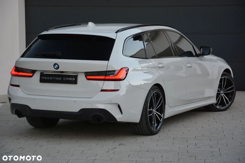BMW Seria 3 320d Touring Edition M Sport Shadow - 14