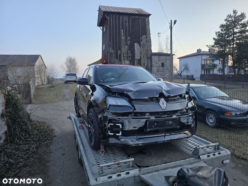 Renault 5 52kWh Comfort Range Iconic Cinq