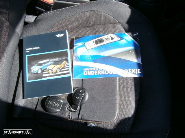 MINI 5 Portas One D - 34