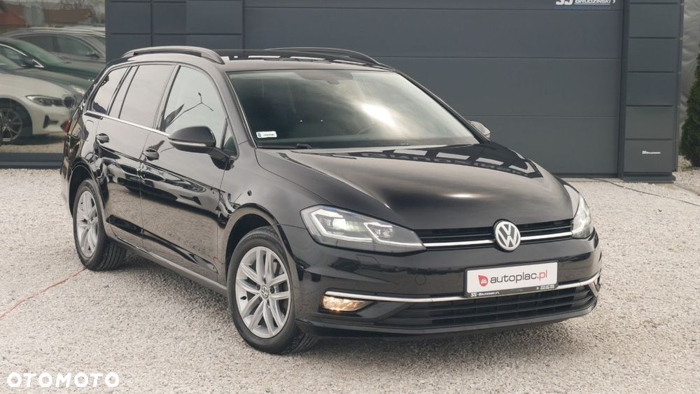 Volkswagen Golf - 2
