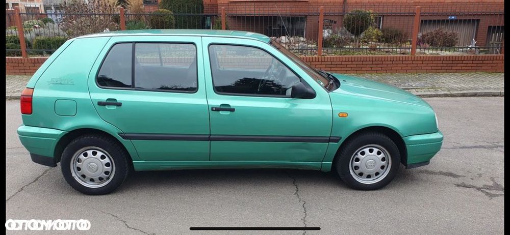 Volkswagen Golf - 17