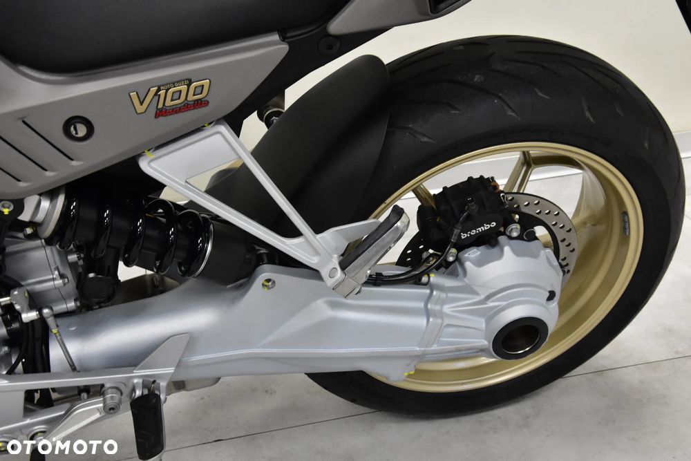Moto Guzzi V100 Mandello - 40