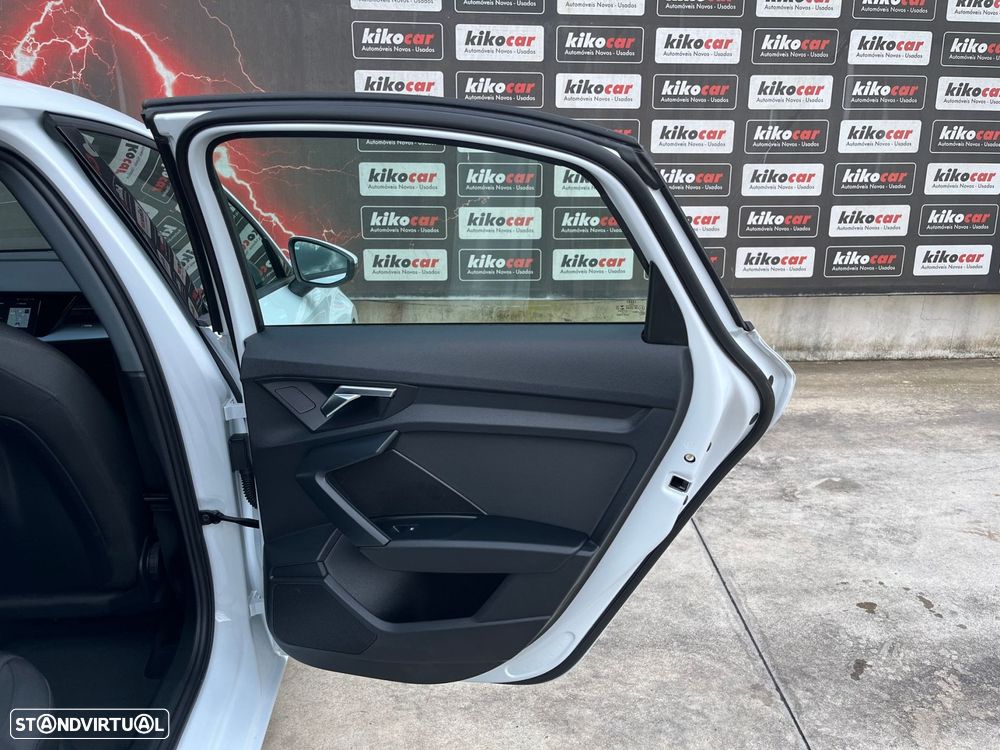 Audi A3 Limousine 30 TDI S tronic - 44