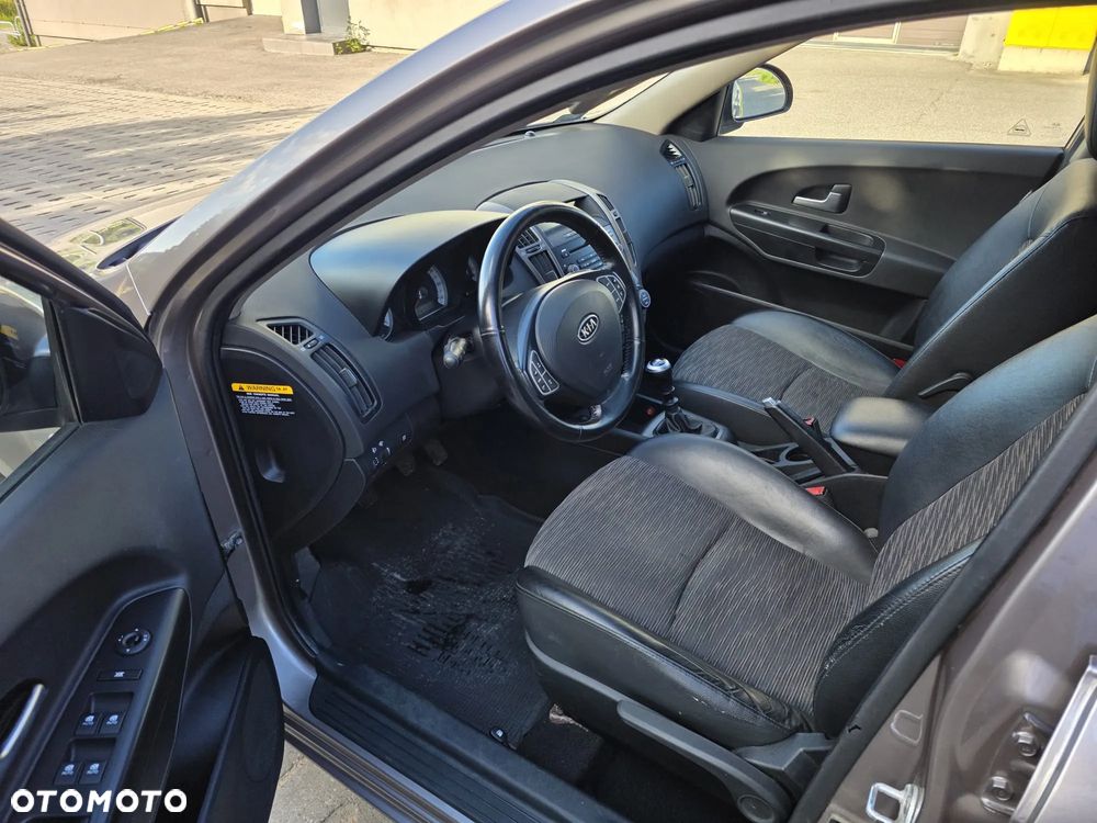 Kia Ceed 1.6 Crdi Comfort - 14