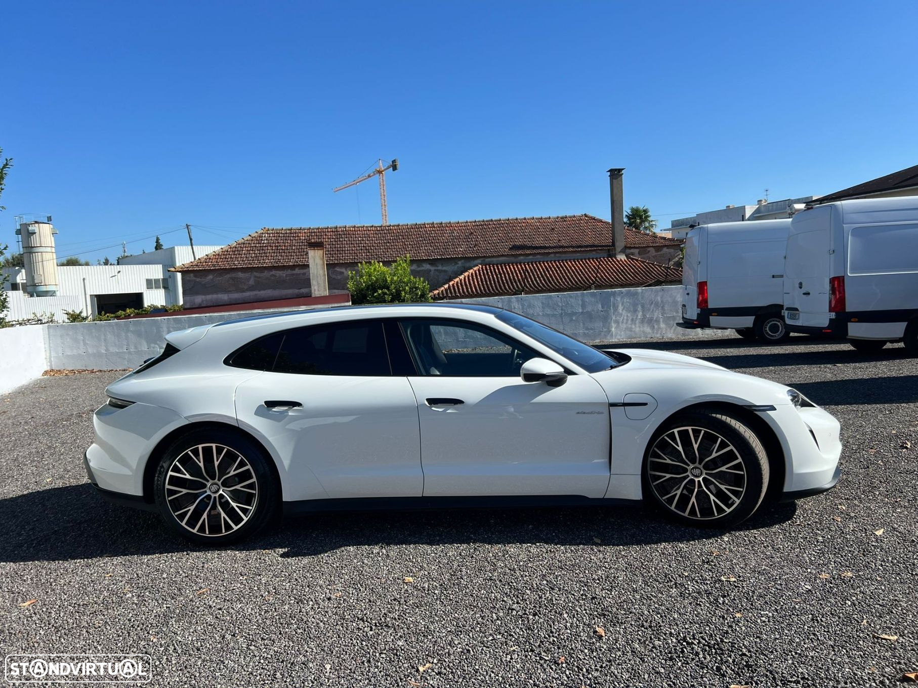 Porsche Taycan Sport Turismo - 20