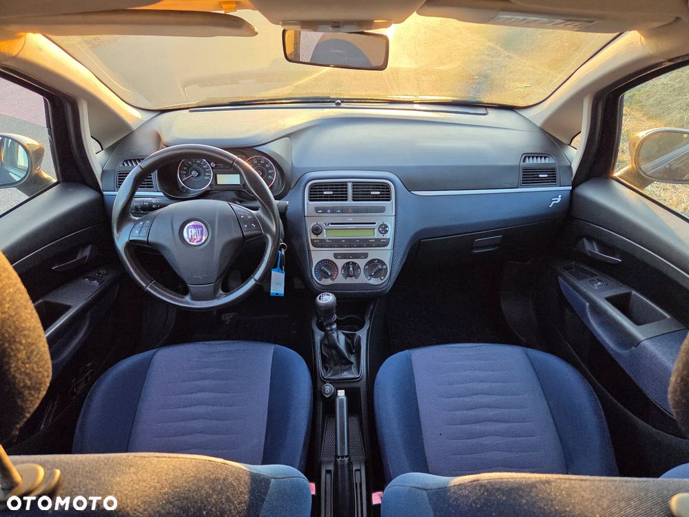 Fiat Punto - 13