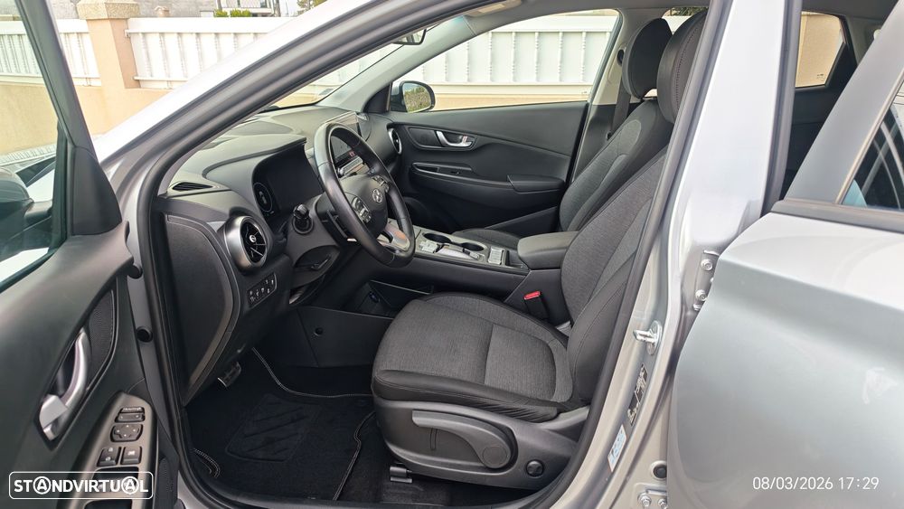 Hyundai Kauai 64 kWh Premium+LED - 16