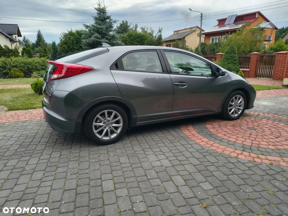 Honda Civic 1.8 i-VTEC Comfort - 8