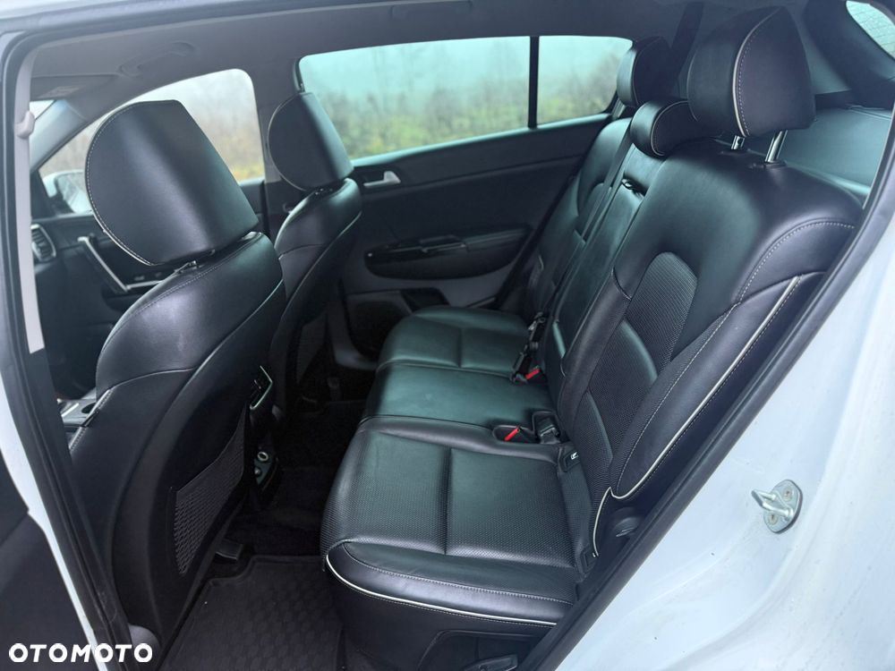 Kia Sportage 1.6 GDI 2WD Dream-Team Edition - 6