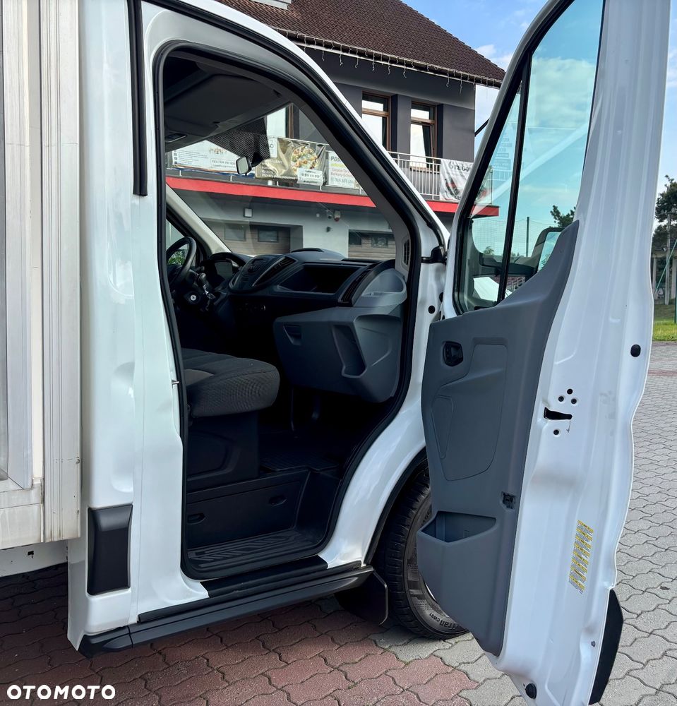 Ford Transit - 28
