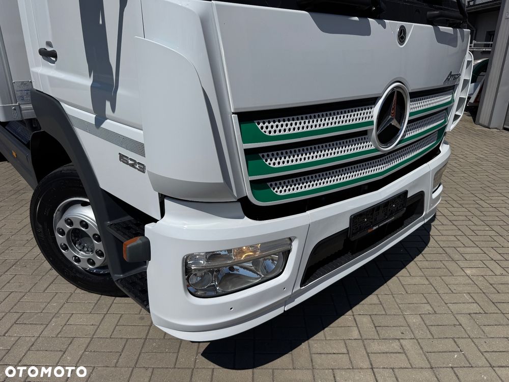 Mercedes-Benz ATEGO 1523 CHŁODNIA 6.35m Winda Z Niemiec - 18