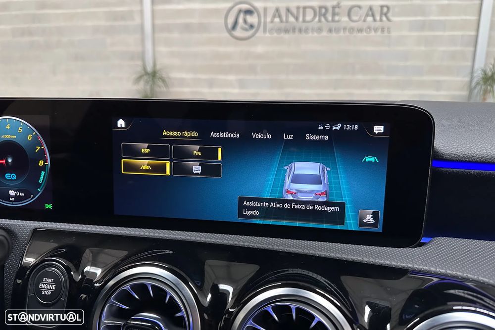 Mercedes-Benz A 250 Limousine e 8G-DCT AMG Line - 30