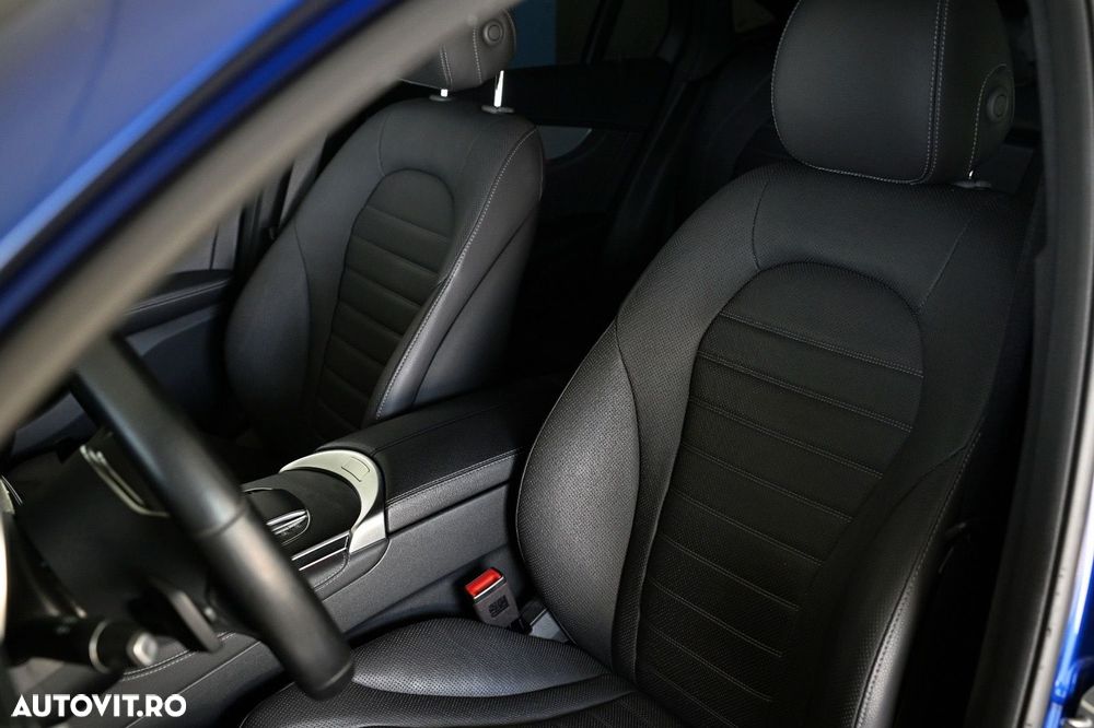 Mercedes-Benz GLC Coupe 300 4Matic 9G-TRONIC Exclusive - 27