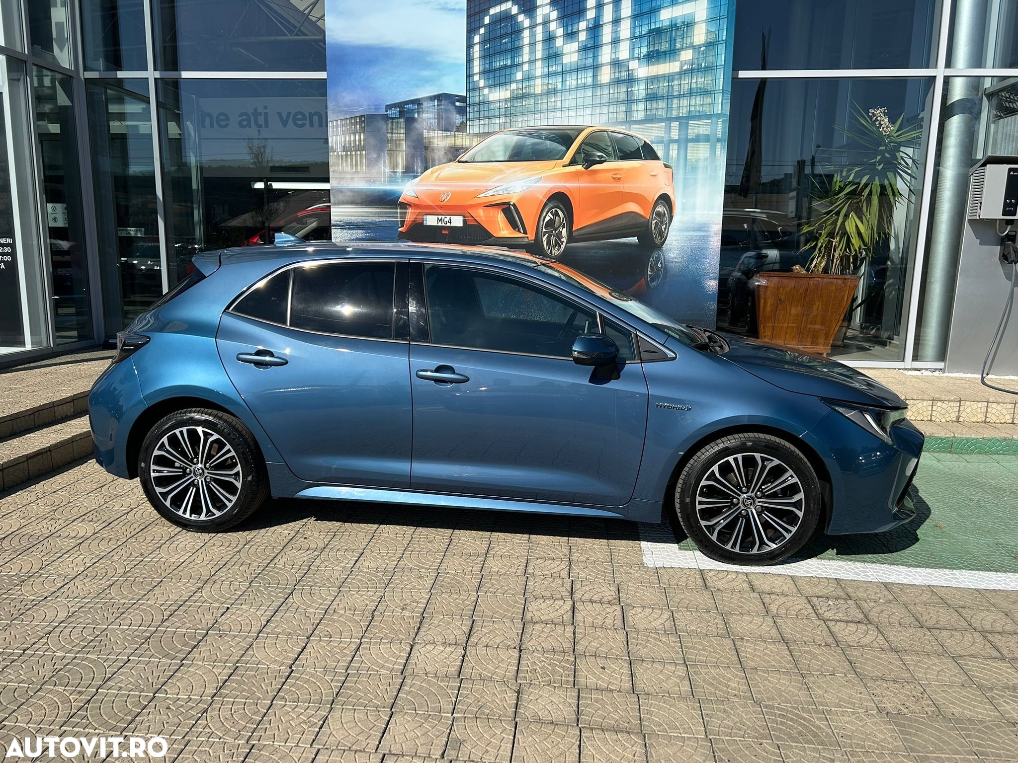 Toyota Corolla 1.8 Hybrid Comfort - 5