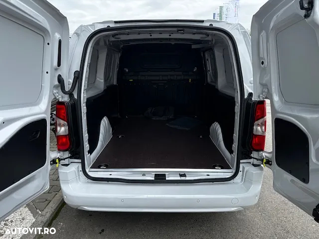 Toyota Proace City - 7