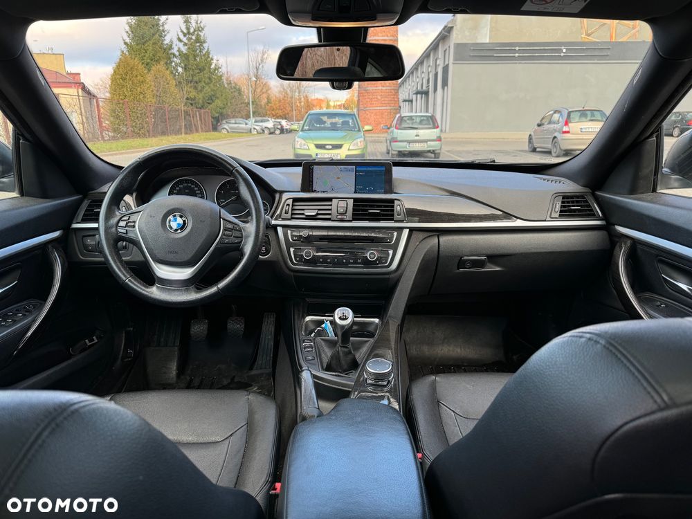 BMW 3GT 318d Luxury Line - 27