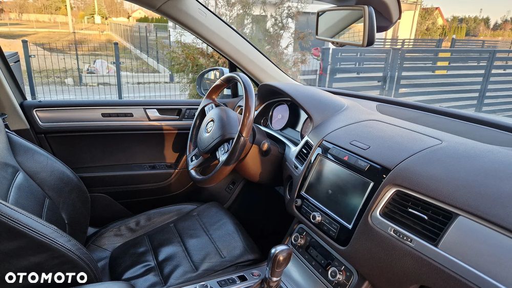 Volkswagen Touareg - 4