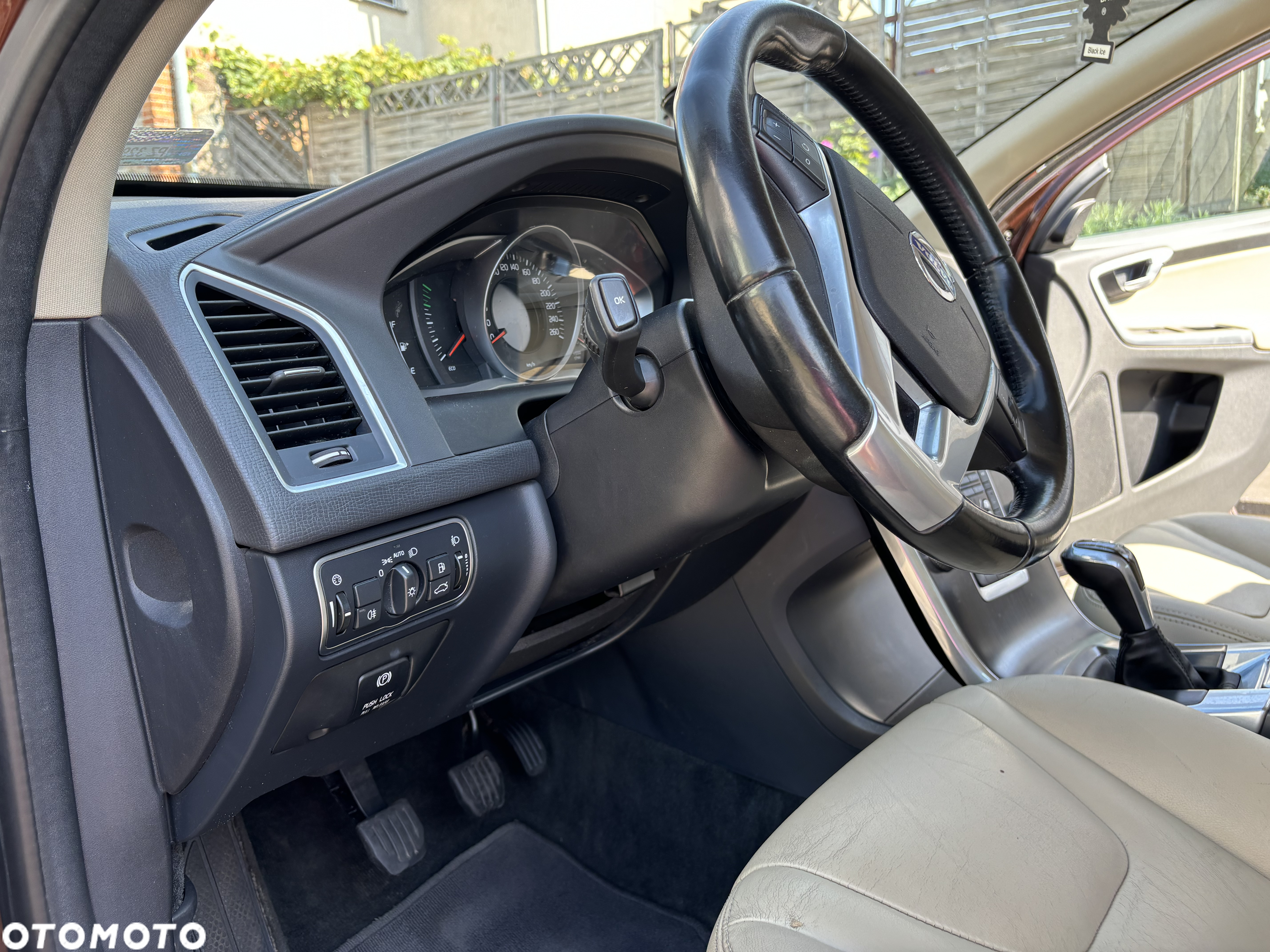 Volvo XC 60 - 34