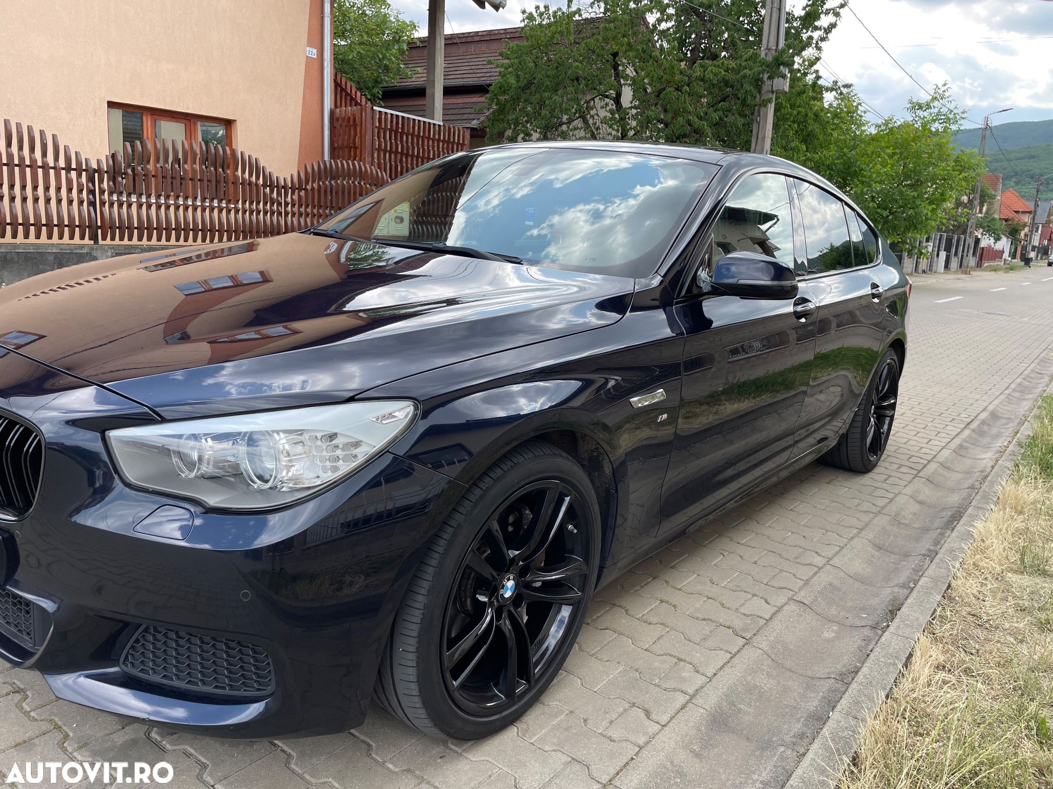 BMW Seria 5 520d Gran Turismo Aut. - 1