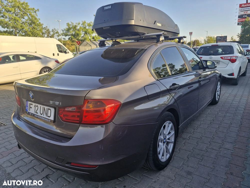 BMW Seria 3 316i - 15