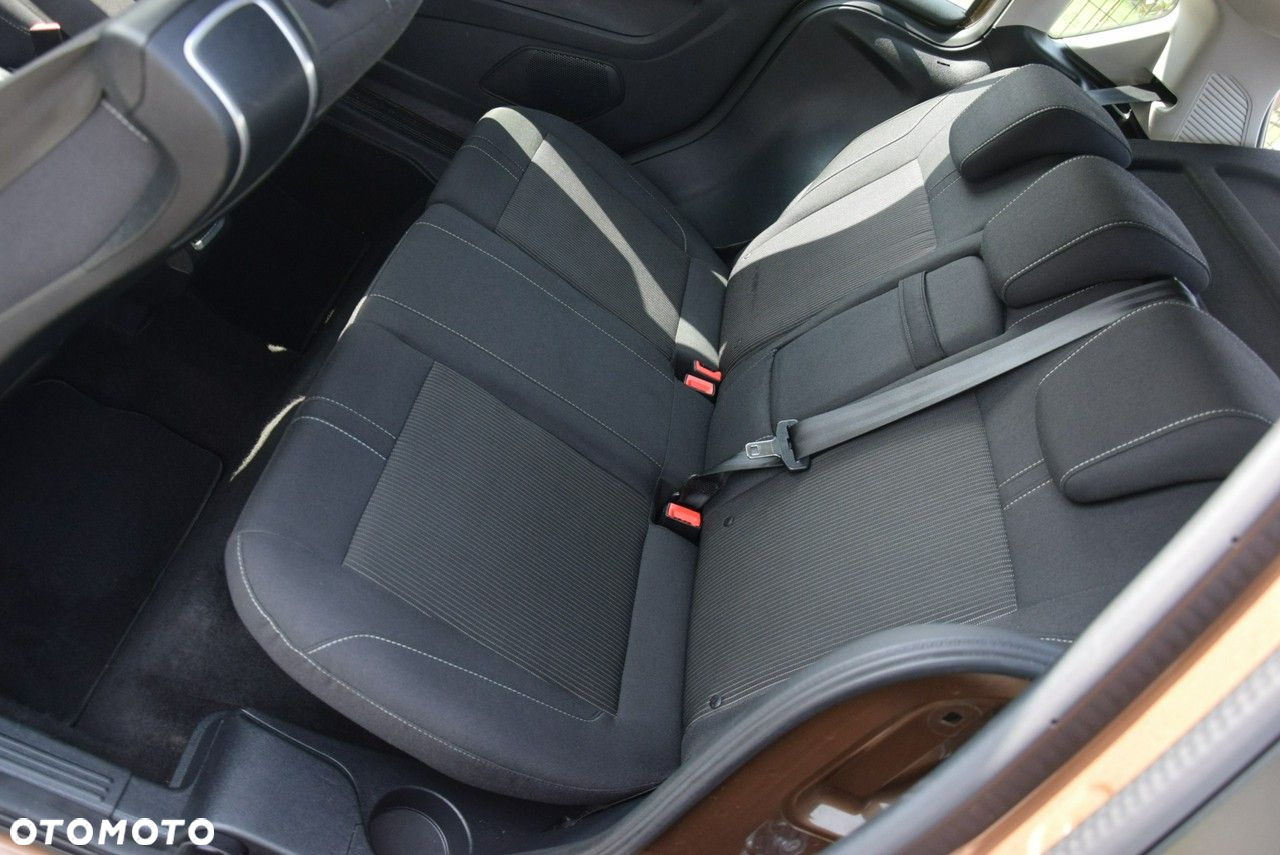 Ford B-MAX 1.6 Titanium - 22
