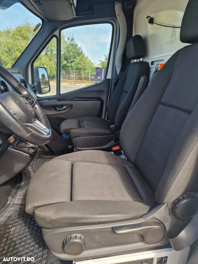 Mercedes-Benz Sprinter 317 - 16