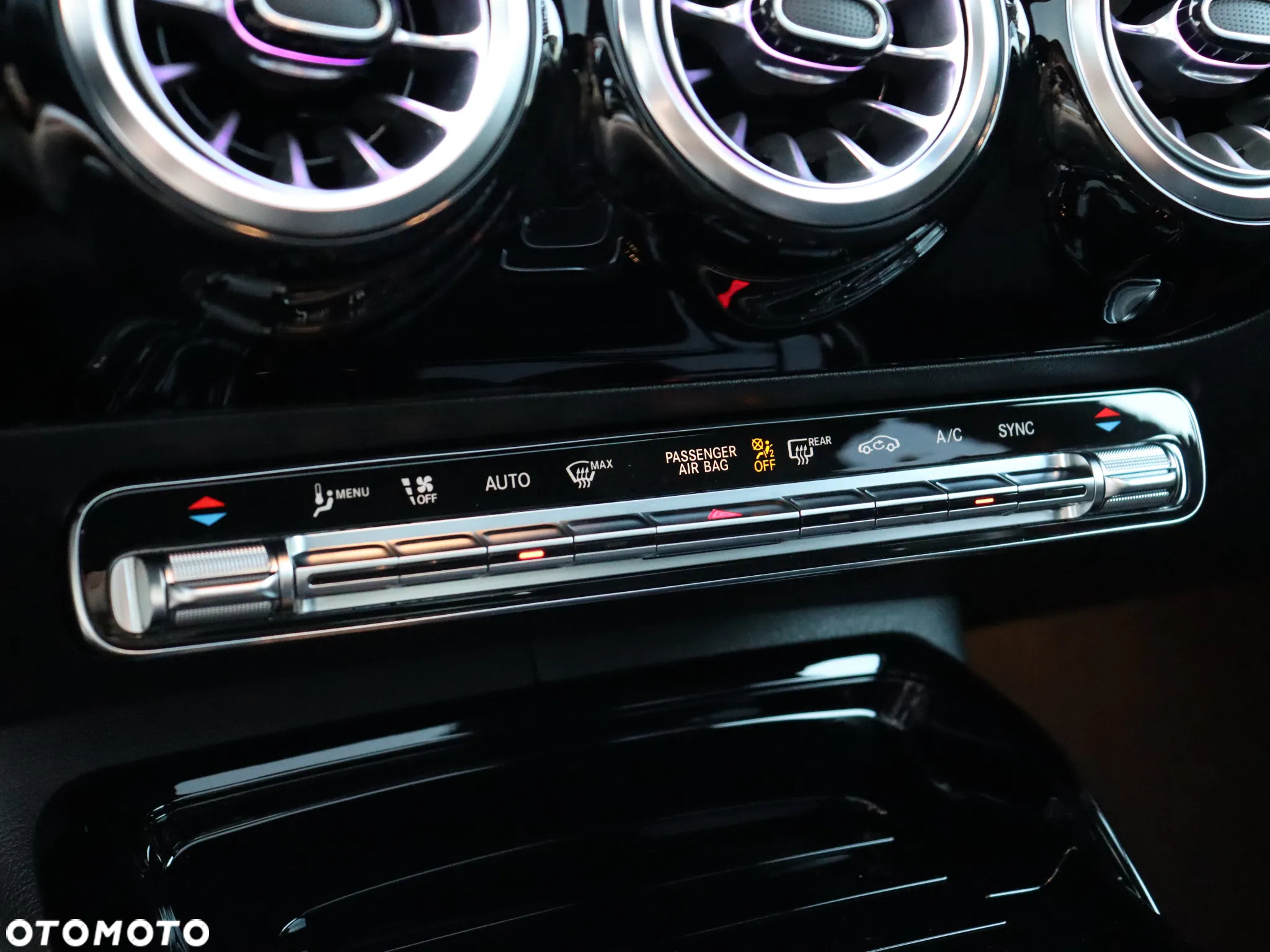 Mercedes-Benz CLA AMG 45 S 4-Matic+ 8G-DCT - 35