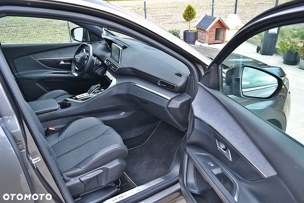 Peugeot 3008 1.5 BlueHDi GT S&S EAT8 - 24