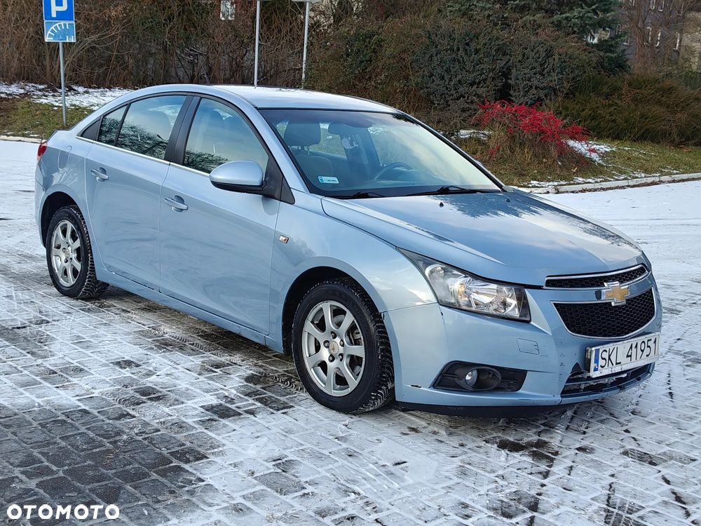 Chevrolet Cruze 2.0 LS - 12