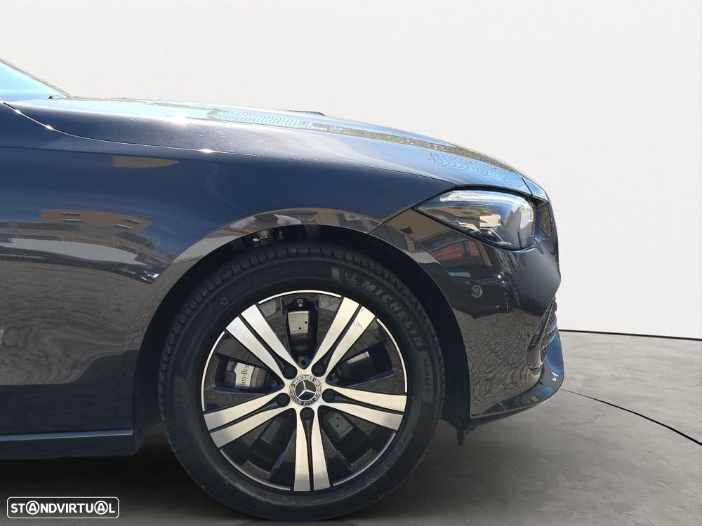 Mercedes-Benz C 300 — fotografia 5