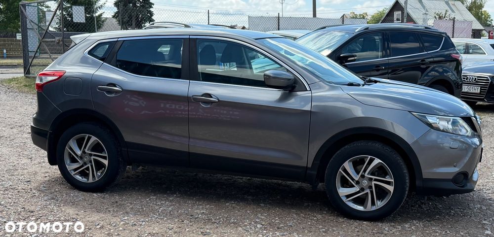 Nissan Qashqai 1.2 DIG-T Tekna EU6 - 4