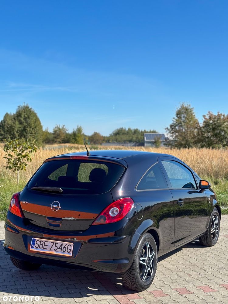 Opel Corsa 1.4 16V Edition 111 Jahre - 3