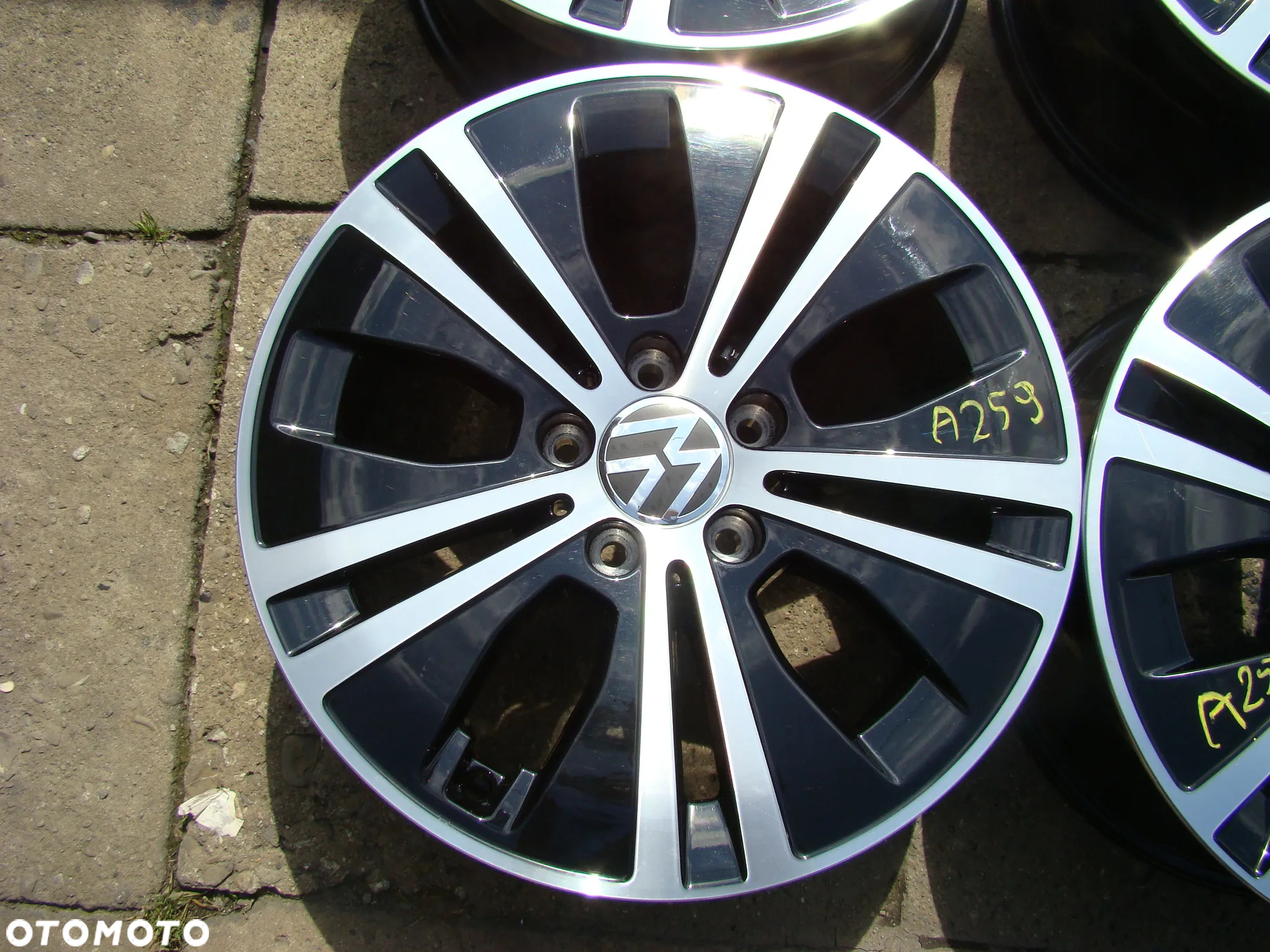 a259 5x112 VW Arteon Tiguan T-Roc Caddy Jetta Touran Golf VII VIII Passat B7 B8 7,5x17 - 4
