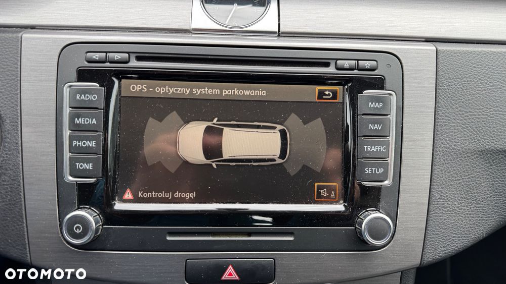 Volkswagen Passat 2.0 TDI BlueMotion Technology Comfortline - 8