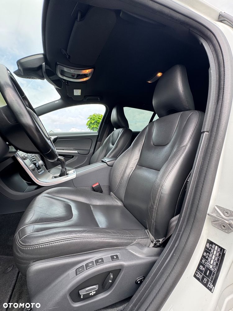 Volvo V60 T4 Drive-E Summum - 22