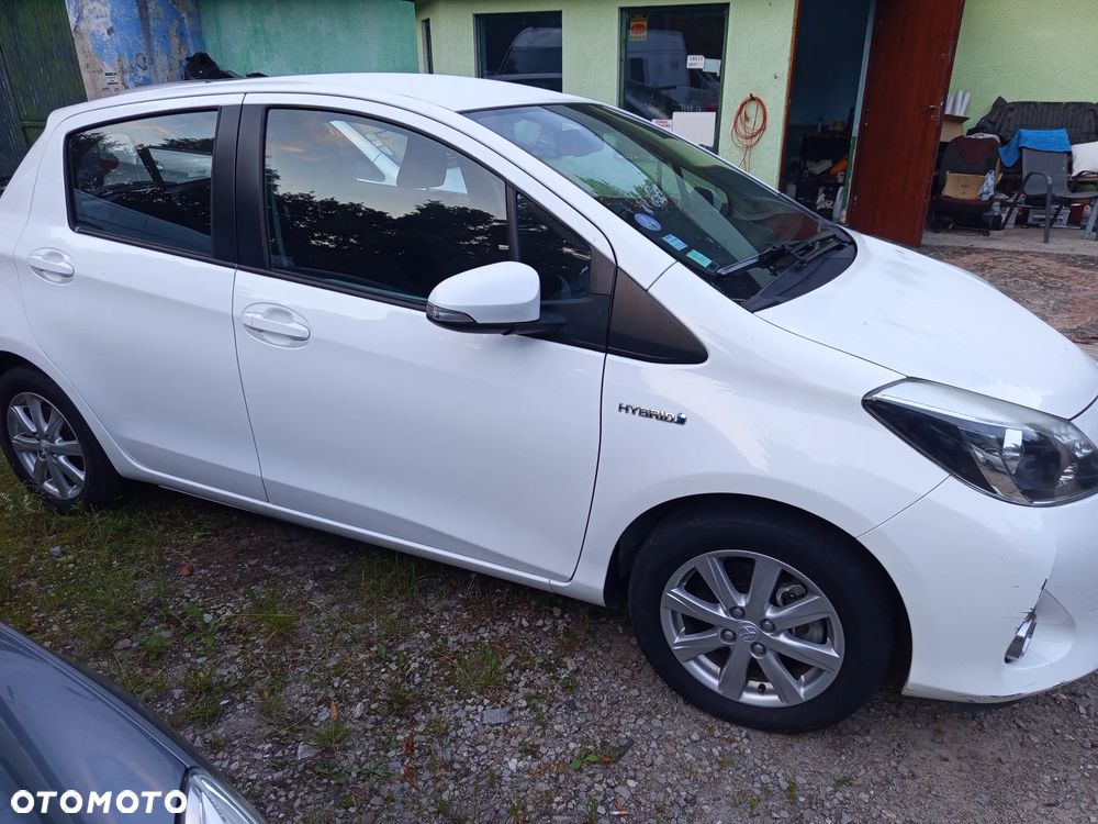Toyota Yaris - 8
