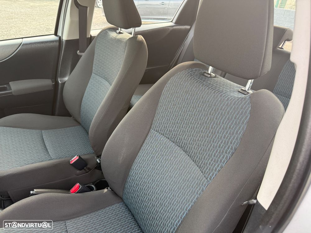 Toyota Yaris 1.0 VVT-i ACtive+AC - 15