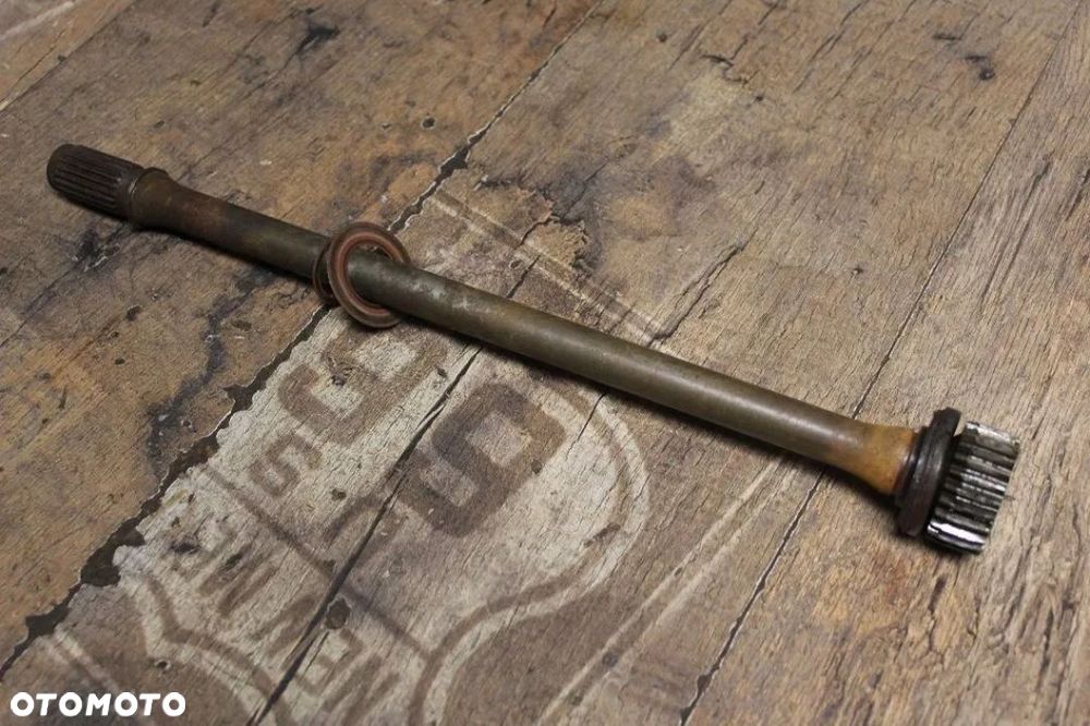 WAŁ KARDANA NAPĘDOWY FJR 1300 06r. - 4