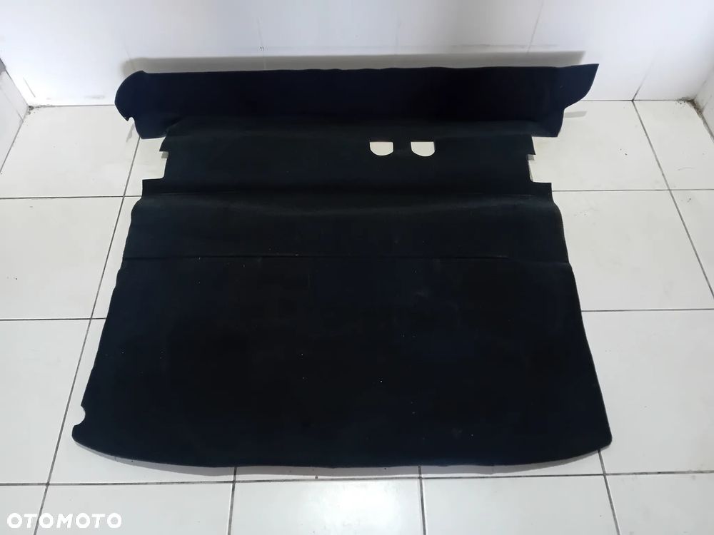 wykładzina bagażnika+wspornik+boczki prawy i  lewy 5P0858855D komplet - 5