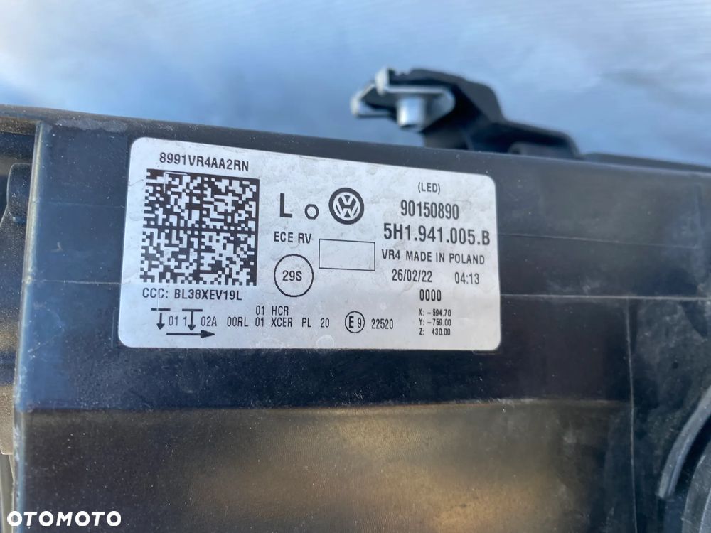 lampa golf 8 VIII full led lewa eu cała - 9