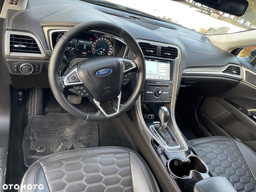 Ford Mondeo Vignale 2.0 TDCi PowerShift - 13
