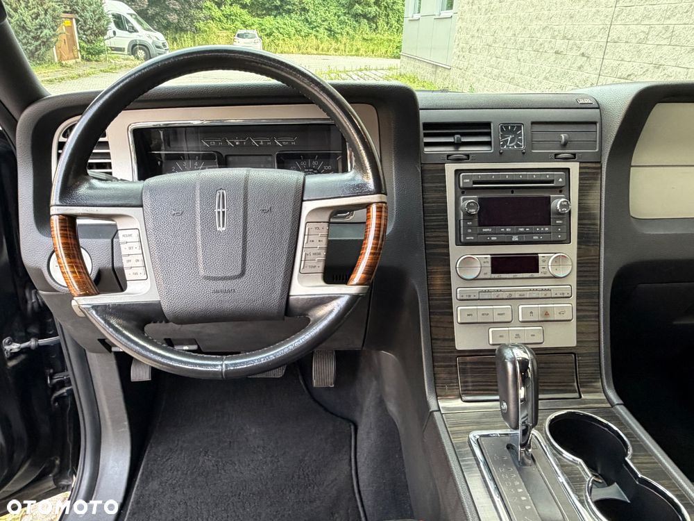 Lincoln Navigator 5.4 4WD Ultimate - 11