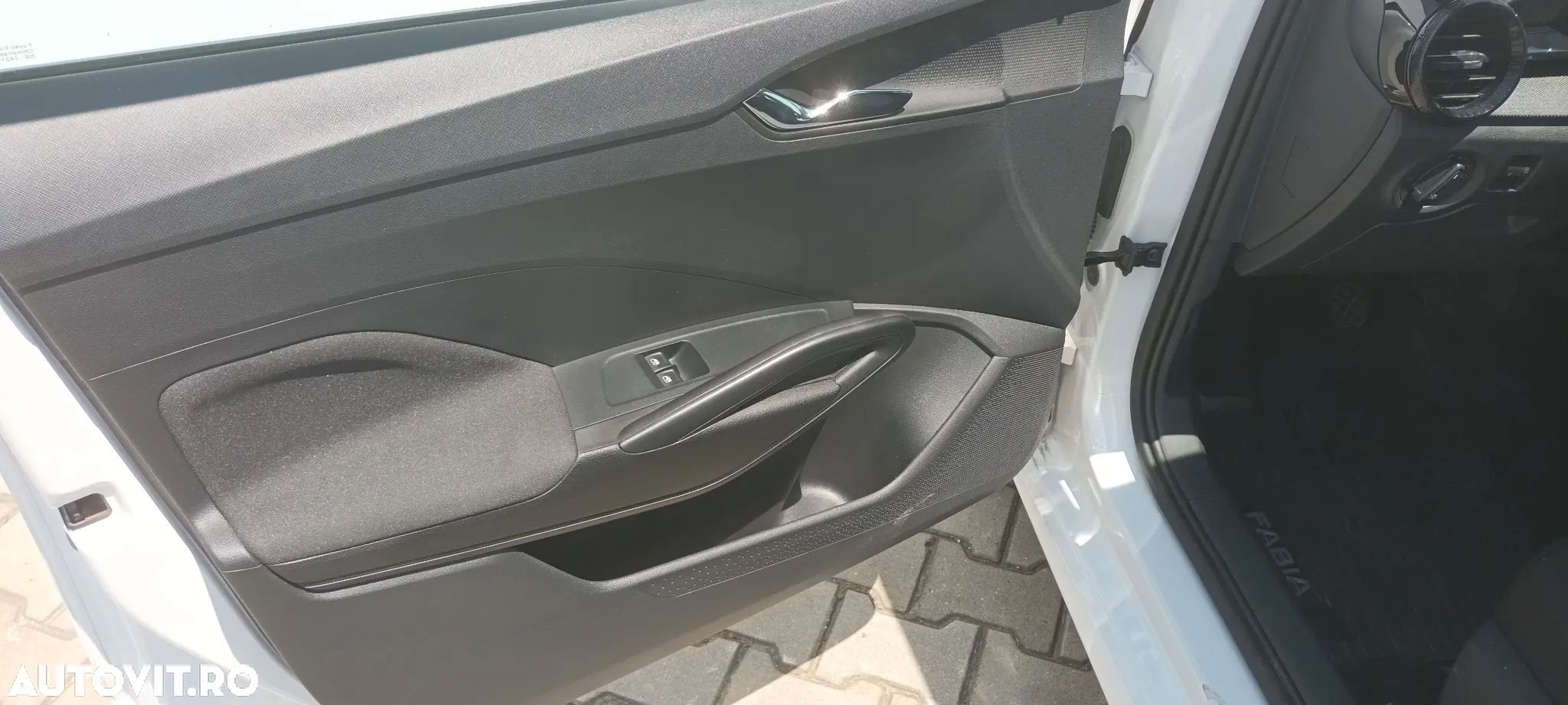Skoda Fabia 1.0 TSI 95 CP Essence - 5