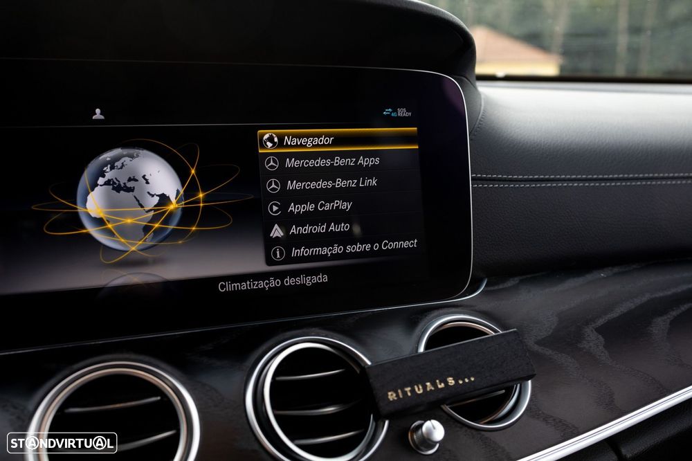 Mercedes-Benz E 300 de AMG Line - 27