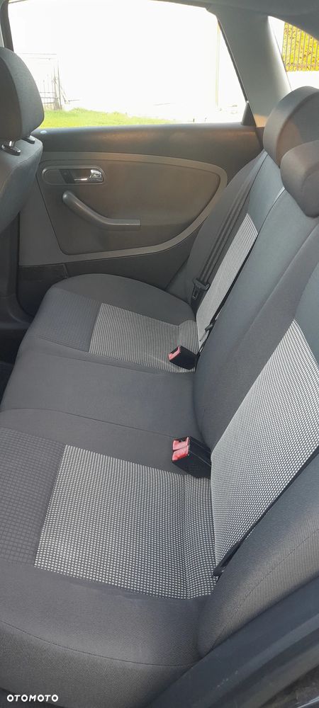 Seat Ibiza 1.4 16V Style - 21