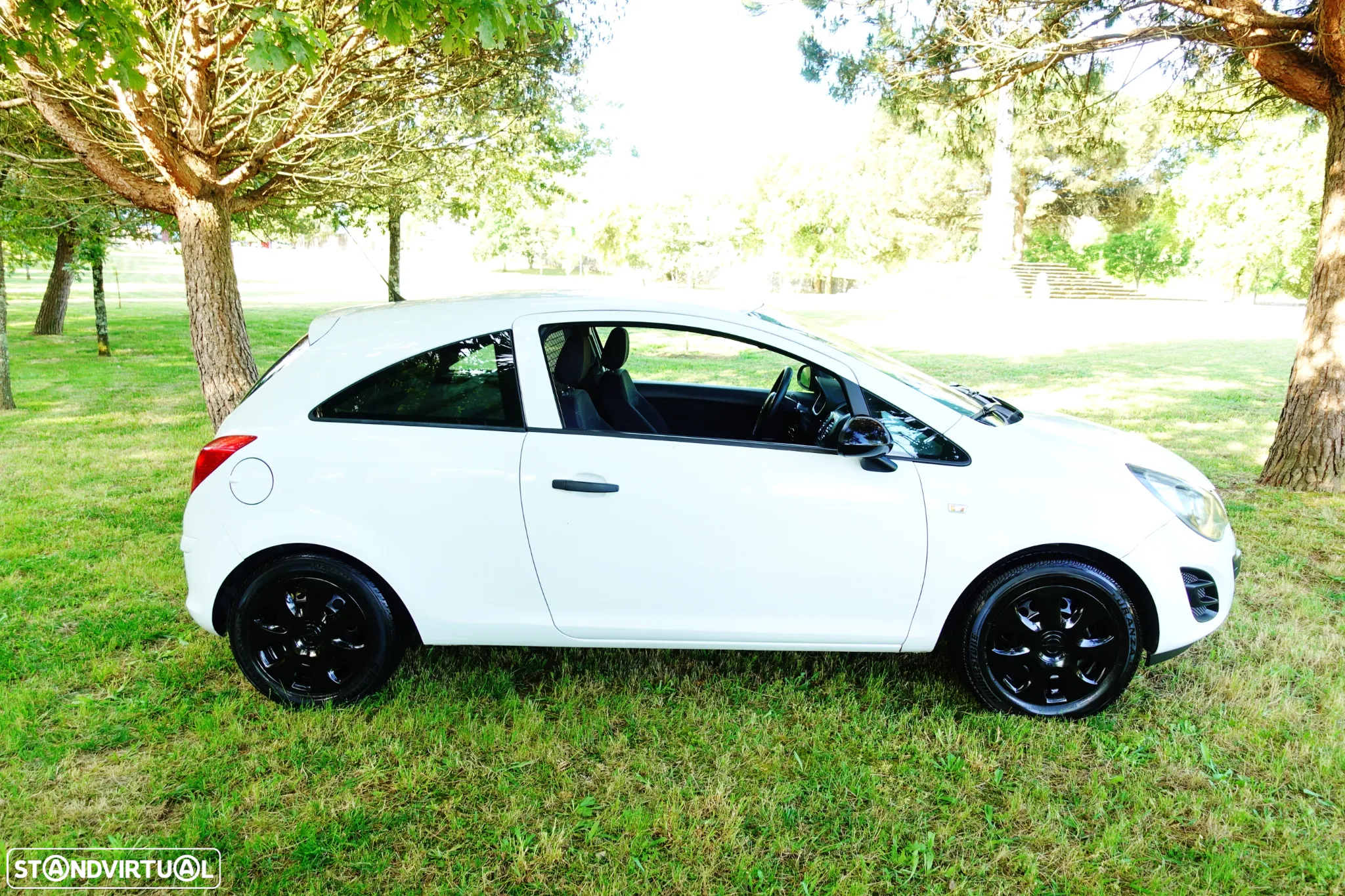 Opel CORSA - 3