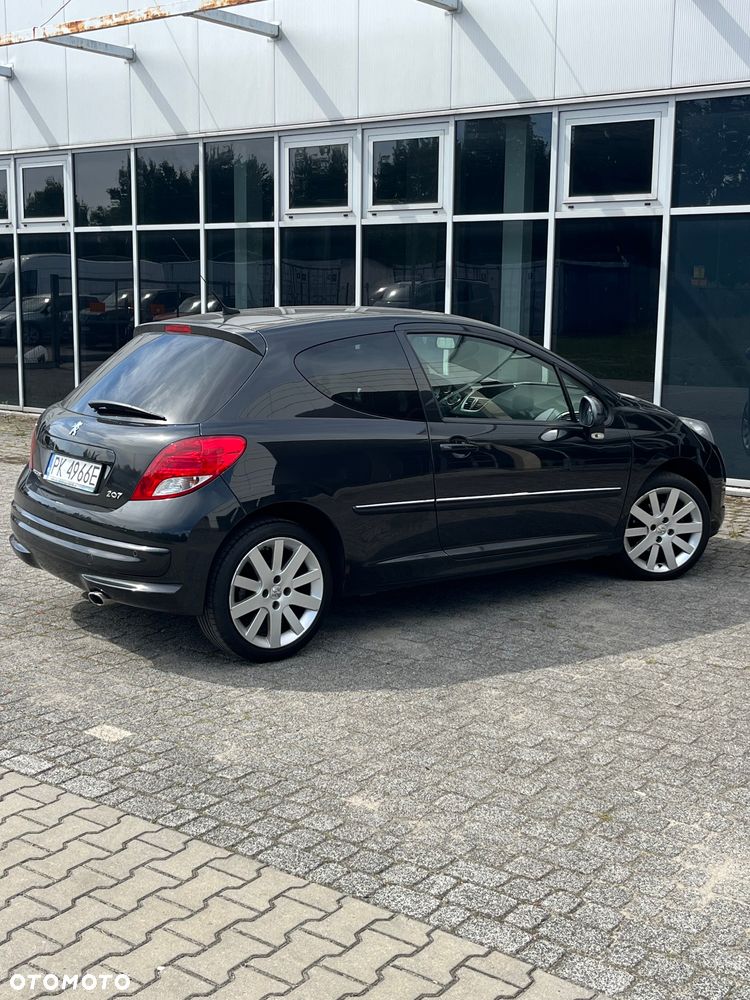 Peugeot 207 1.6 HDi 16V Intense - 21