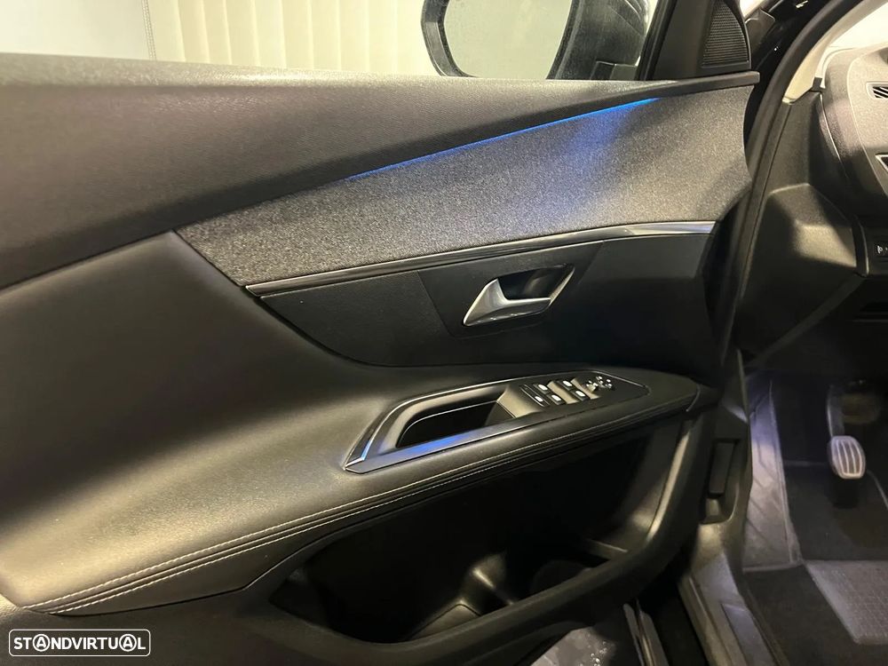 Peugeot 3008 1.5 BlueHDi Allure - 17