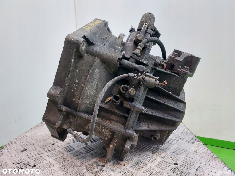 Skrzynia biegów Manualna 6-biegowa Opel Vectra C 2002-2008 1,9 CDTI M32 - 6